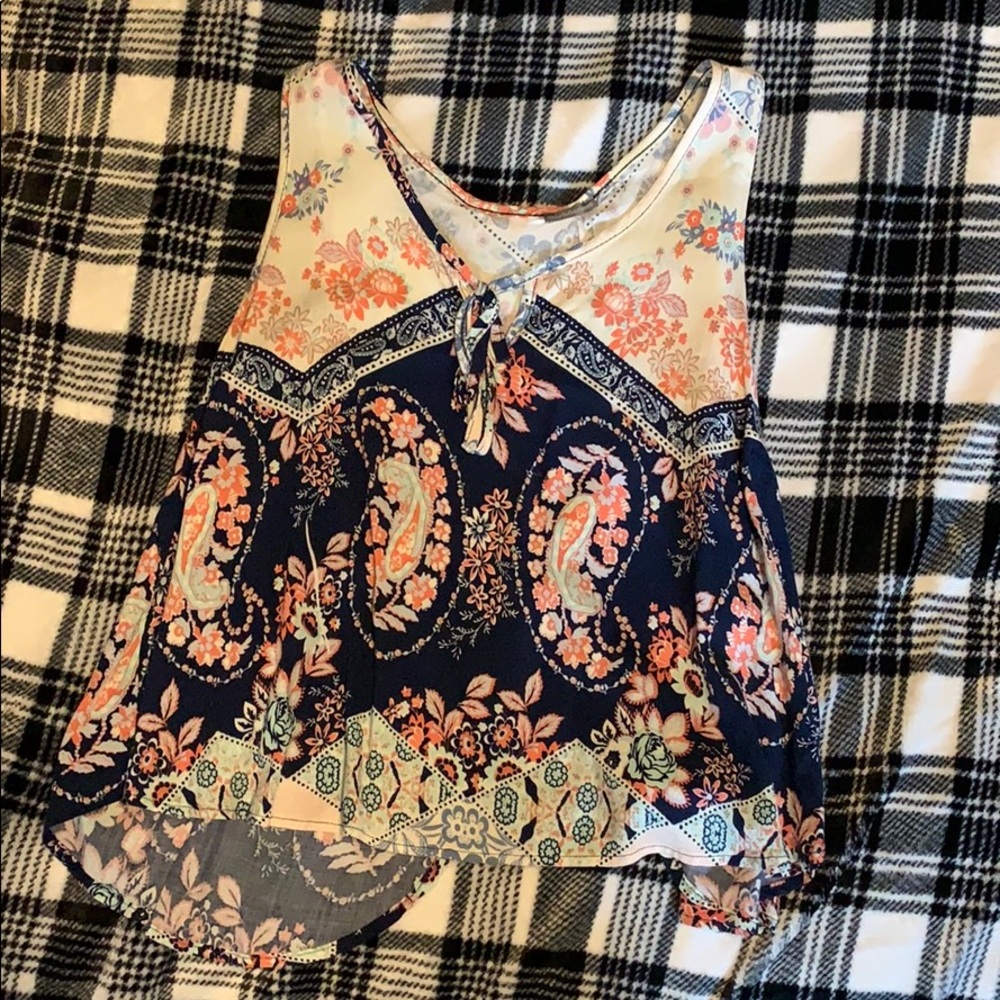 Flowy crop open lower back tank